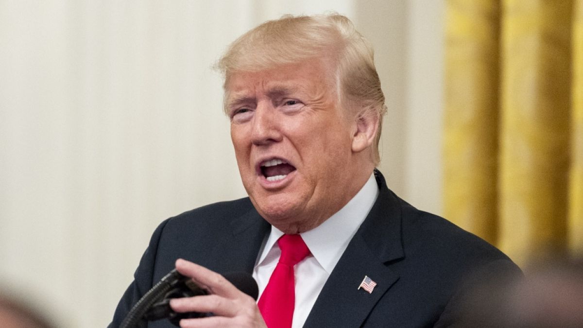 Donald Trumps radikale Einwanderungspolitik geriet nach den t&ouml;dlichen Sch&uuml;ssen eines ICE-Beamten weiter in die Kritik. (Foto)