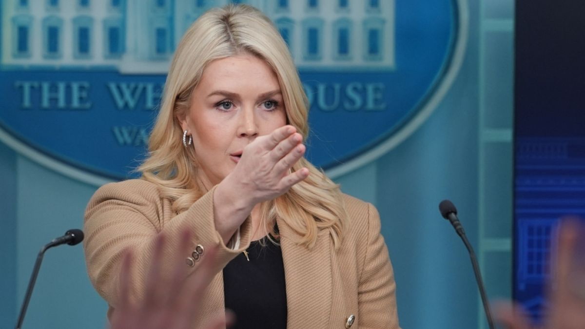 Karoline Leavitt flippte vor laufenden Kameras aus. (Foto)