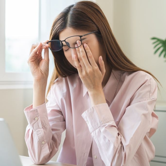 Wer sich immer müde und matt fühlt, könnte möglicherweise einen Mini-Schlaganfall erlitten haben.