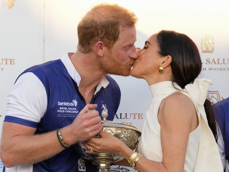 Herzogin Meghan: Seitenhieb gegen den König? Neue Privatfotos mit einer Botschaft