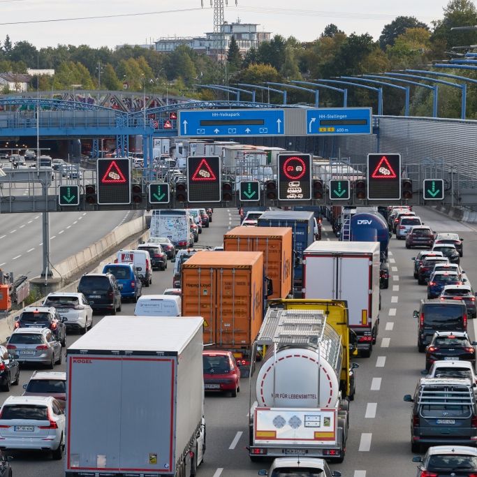 Sperrungen auf Autobahnen - hier staut sich heute der Verkehr
