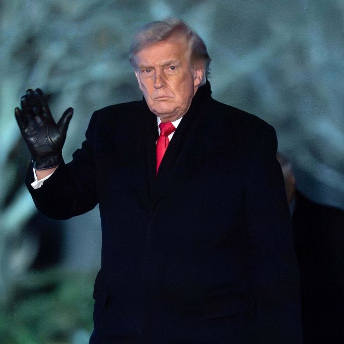 US-Präsident greift Frankreich an und droht mit 200‑Prozent‑Zöllen