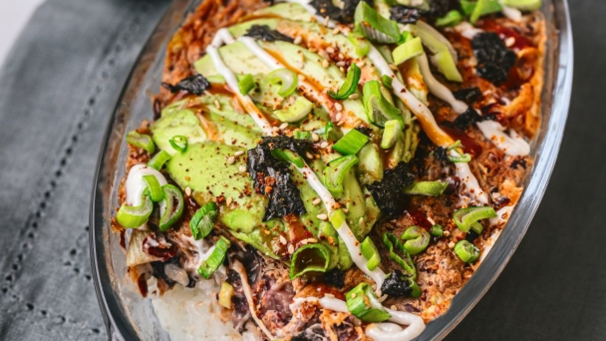Veganer Sushi-Auflauf aus der Hei&szlig;luftfritteuse (Foto)