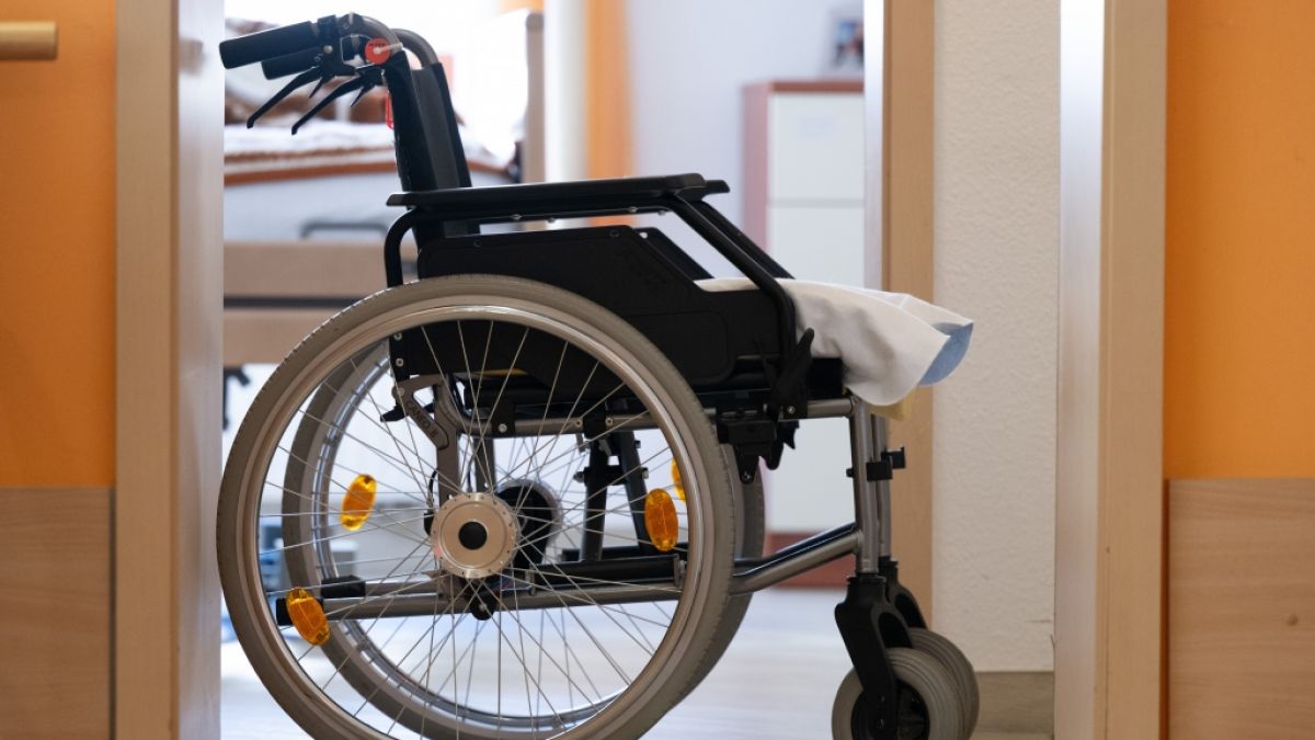 Die Kosten f&uuml;r Pl&auml;tze in Pflegeheimen sind &uuml;ber das vergangene Jahr deutlich angestiegen. (Foto)