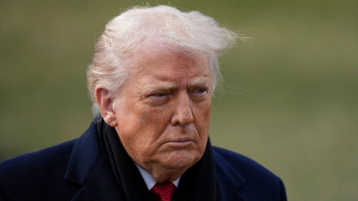 Mediziner wie Dr. Adam James legen sich fest: Angesichts seiner nicht zu verbergenden Symptome hat Donald Trump nur noch wenige Monate zu leben. (Foto)