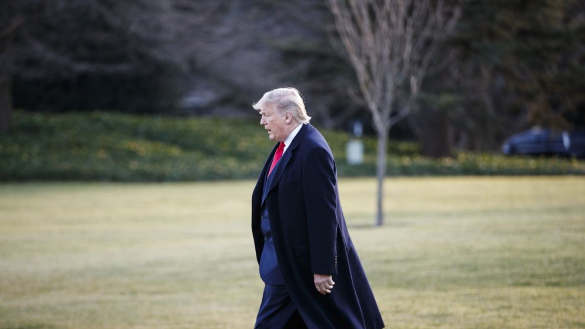 Muss Donald Trump um seinen geplanten Ballsaal doch noch bangen? (Foto)