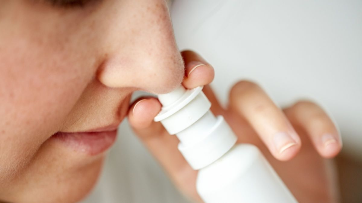 Wer Nasenspray &uuml;ber die Erk&auml;ltung hinaus weiter nutzt, muss mit gesundheitlichen Folgen rechnen. (Foto)
