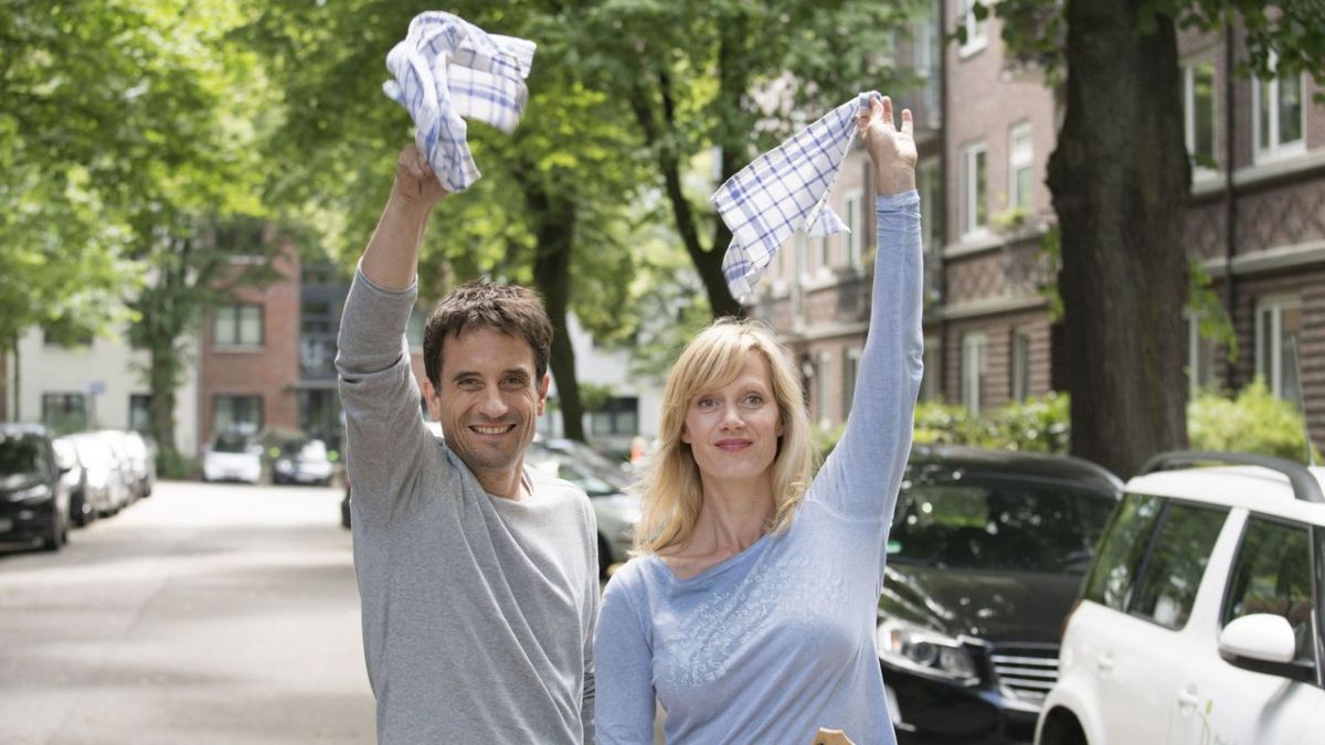 Eltern allein zu Haus: Frau Busche bei MDR (Foto)