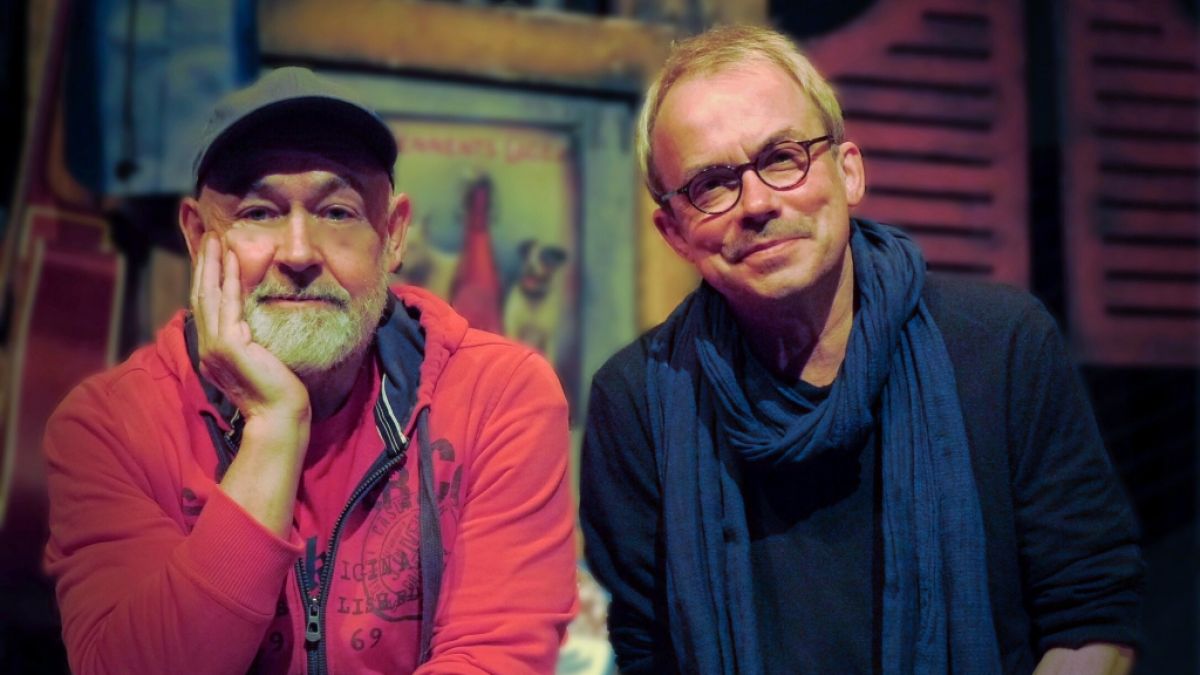 Gerd Knebel (li.), hier mit seinem "Badesalz"-Partner Henni Nachtsheim, ist im Alter von 72 Jahren einer Krebserkrankung erlegen. (Foto)