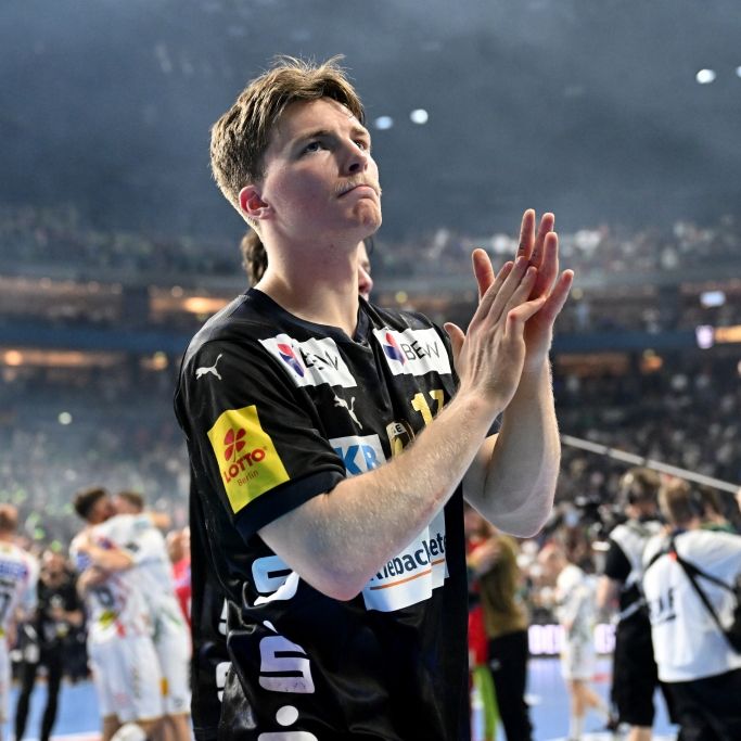 Der deutsche Handball-Star Nils Lichtlein spielt in der Bundesliga für die Füchse Berlin.