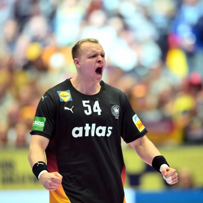 Der deutsche Handballer Justus Fischer gibt in den Spielen immer alles.