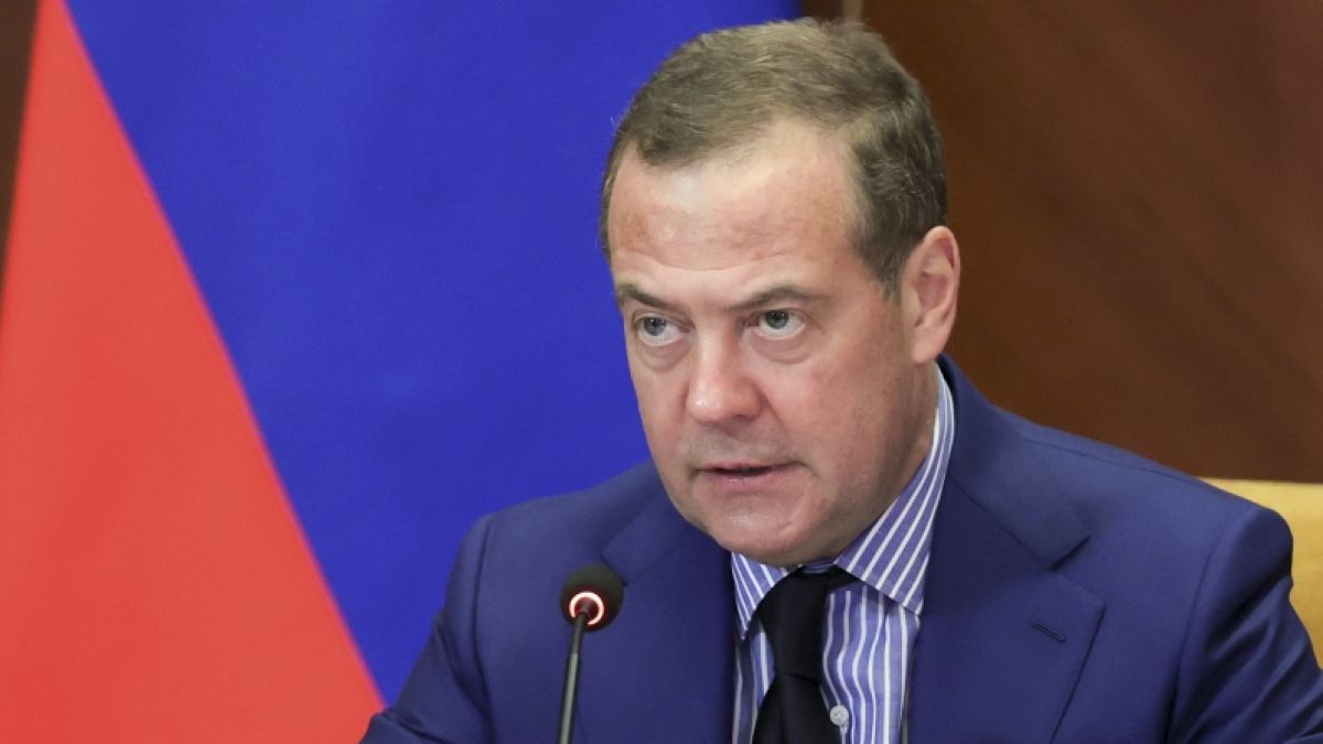 Dmitri Medwedew hat eine beunruhigende Nuklear-Vorhersage getroffen. (Foto)