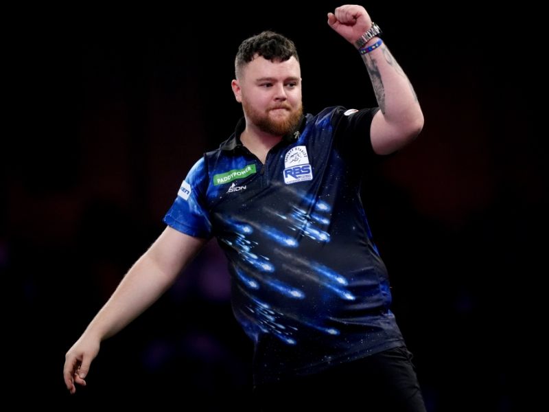 Josh Rock privat: Diese Menschen sind der Ruhepol von Darts-Überflieger "Rocky"