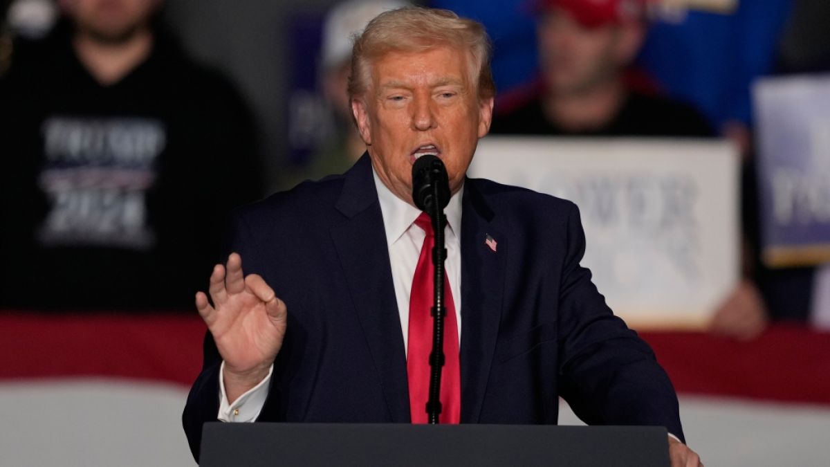 Donald Trump: Frauen-Komplimente des Pr&auml;sidenten sorgen f&uuml;r Spott im Netz. (Foto)