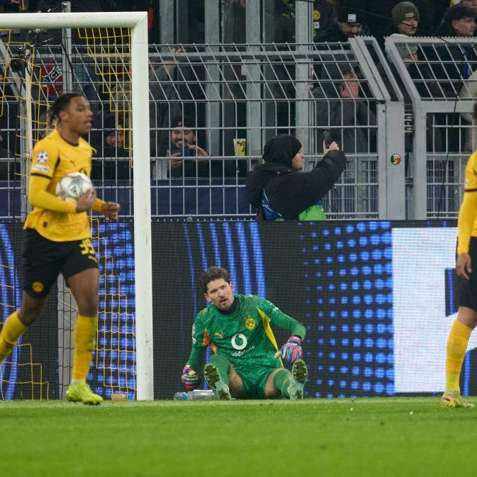 Pleite in der Champions League - BVB muss in die Playoffs