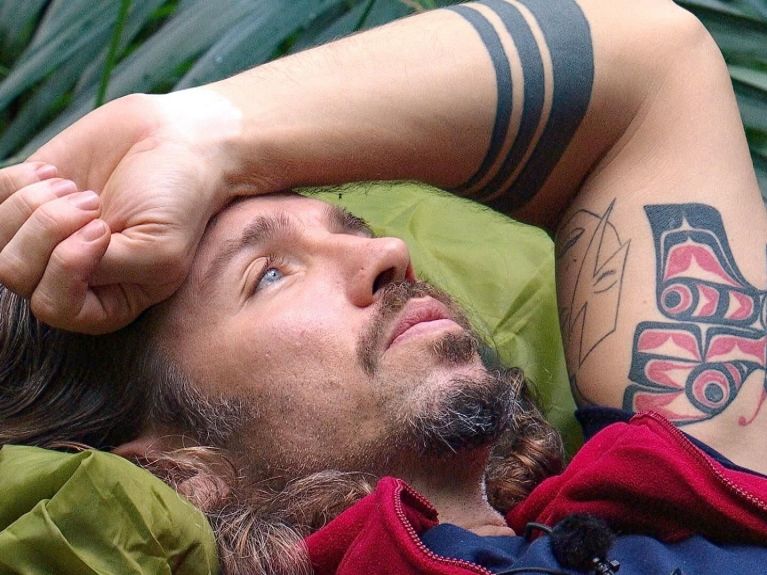 Gil Ofarim: Ex-Frau des Sängers schießt gegen seine Dschungelcamp-Aussagen