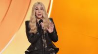Cher: Pop-Ikone ist komplett verwirrt auf der Grammy-Bühne.