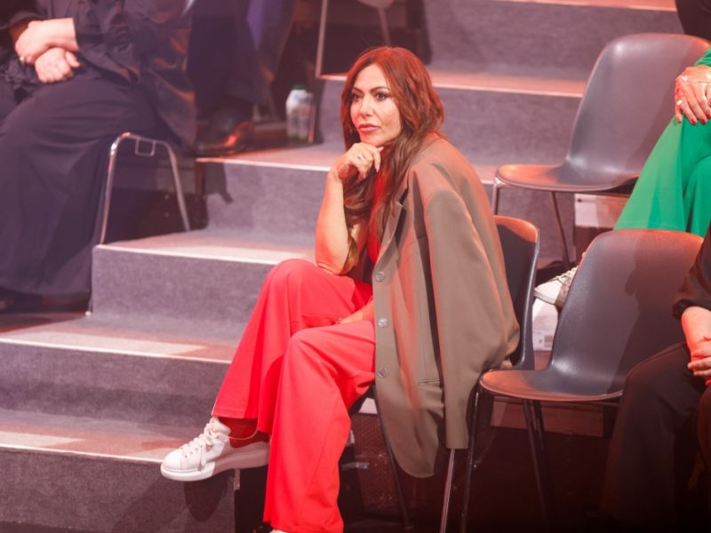 Simone Thomalla: Man erkennt sie kaum wieder - Fans entsetzt über "starre Mimik"