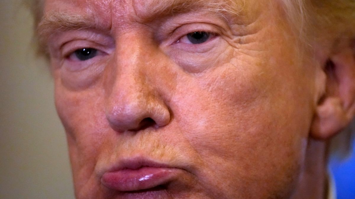 Donald Trump ist sich keiner Schuld bewusst, nachdem ein rassistisches Video auf seinem "Truth Social"-Account f&uuml;r einen Aufschrei sorgte. (Foto)