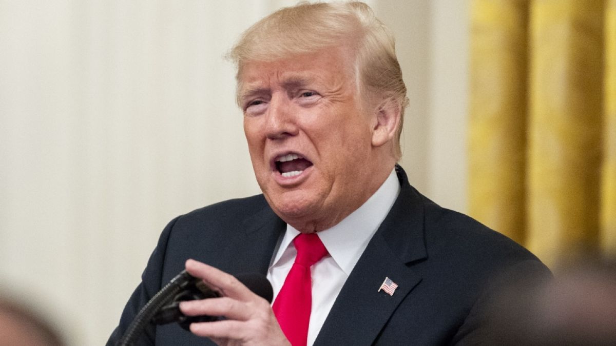 Als Teil seiner rigorosen Abschiebepolitik hat Donald Trump Tausende ICE-Bundesbeamte nach Minnesota geschickt - nun m&uuml;ssen die Einsatzkr&auml;fte offenbar zu Tricks greifen, um ihre Identit&auml;t zu verschleiern. (Foto)