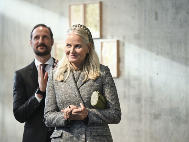 Kronprinzessin Mette-Marit: Zusammenbruch vor Gericht – Sohn von Prinzessin wegen Vergewaltigung angeklagt