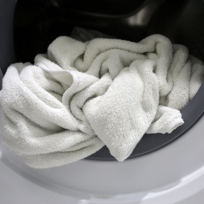 Diese Wasch-Fehler machen Handtücher noch schmutziger