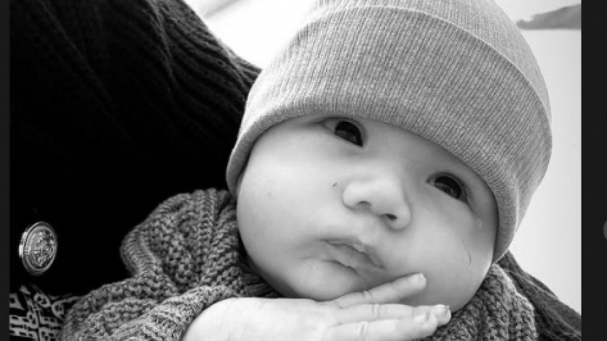 Bei Instagram teilt Lisa-Marie Straube ein Foto ihres verstorbenen Sohnes Xavi. (Foto)