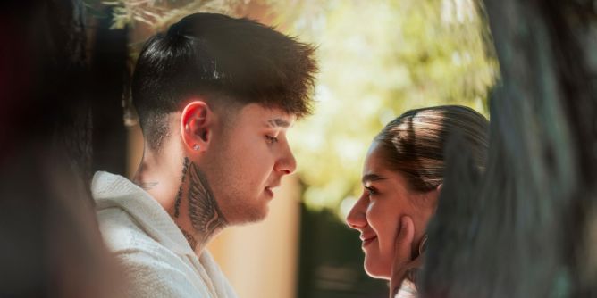 Lisa Marie Straube und Akka