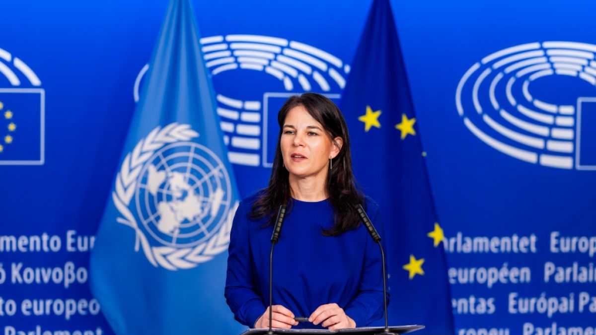 Annalena Baerbock, Pr&auml;sidentin der UN-Vollversammlung, spricht im Europ&auml;ischen Parlament. (Foto)