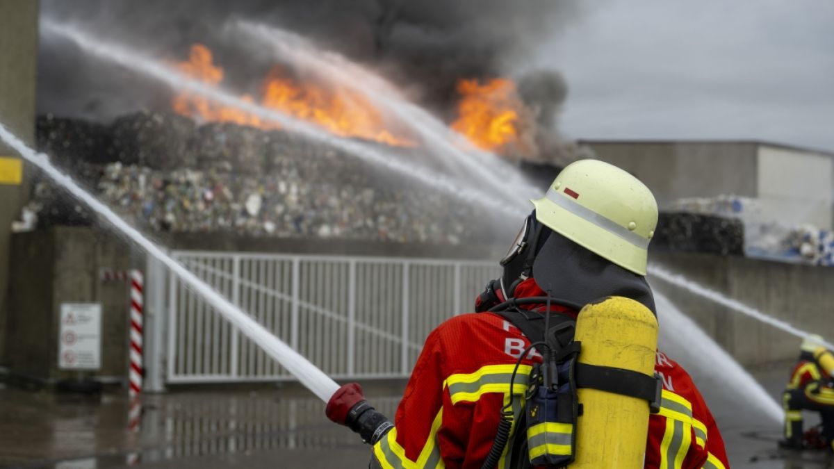 &Uuml;ber das mobile Warnsystem wurde vor einem Brand gewarnt (Symbolbild). (Foto)