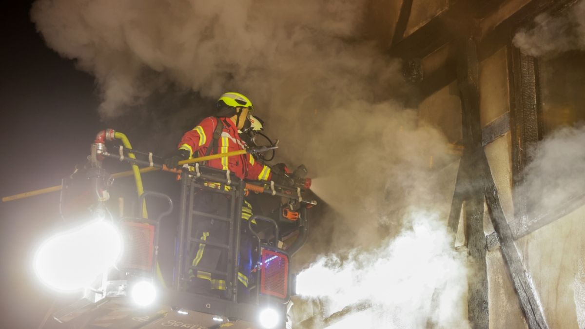&Uuml;ber das mobile Warnsystem wurde vor Brandgasen gewarnt (Symbolbild). (Foto)
