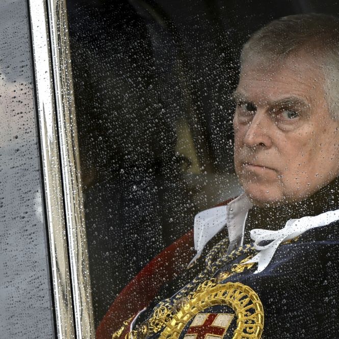 Gravierende Sicherheitsgefahr? Ex-Prinz schleuste Frauen heimlich in Palast