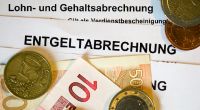 Laut einer Studie könnten die Sozialabgaben für Arbeitnehmer in den nächsten Jahren stark ansteigen.