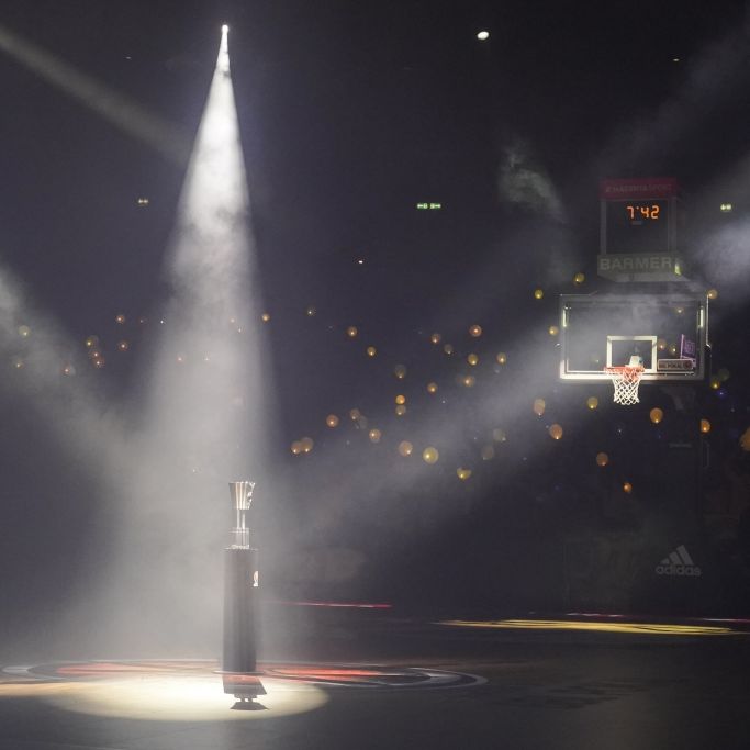 BBL-Pokal mit Bamberg Baskets vs. ALBA BERLIN