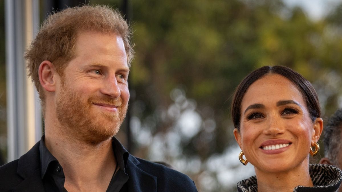 Prinz Harry und Herzogin Meghan: Trotz aller Widerst&auml;nde zeigen sich die beiden gl&uuml;cklich. (Foto)