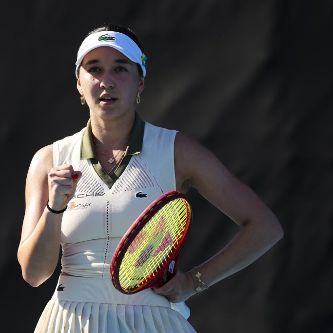 Eva Lys ballt die Hand, am 20.01.2026. (Symbolbild)