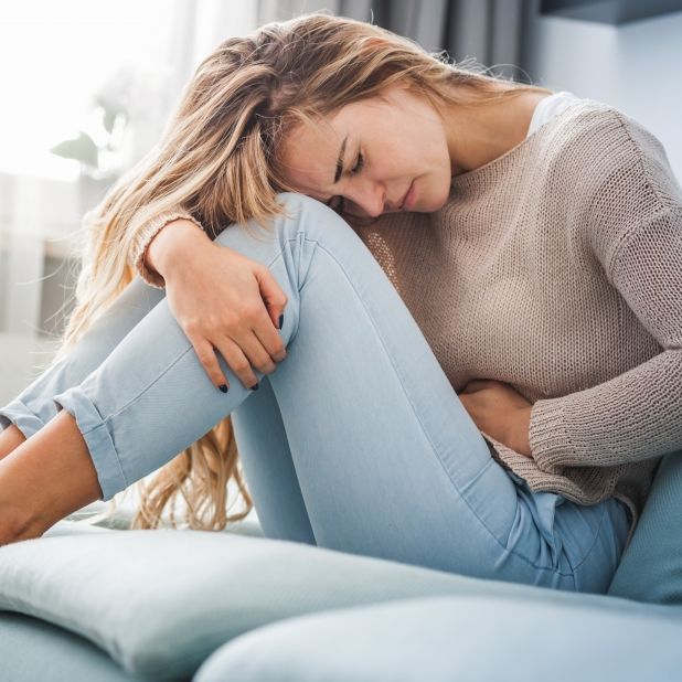 Woher kommen die Bauchschmerzen - und muss ich zum Arzt?