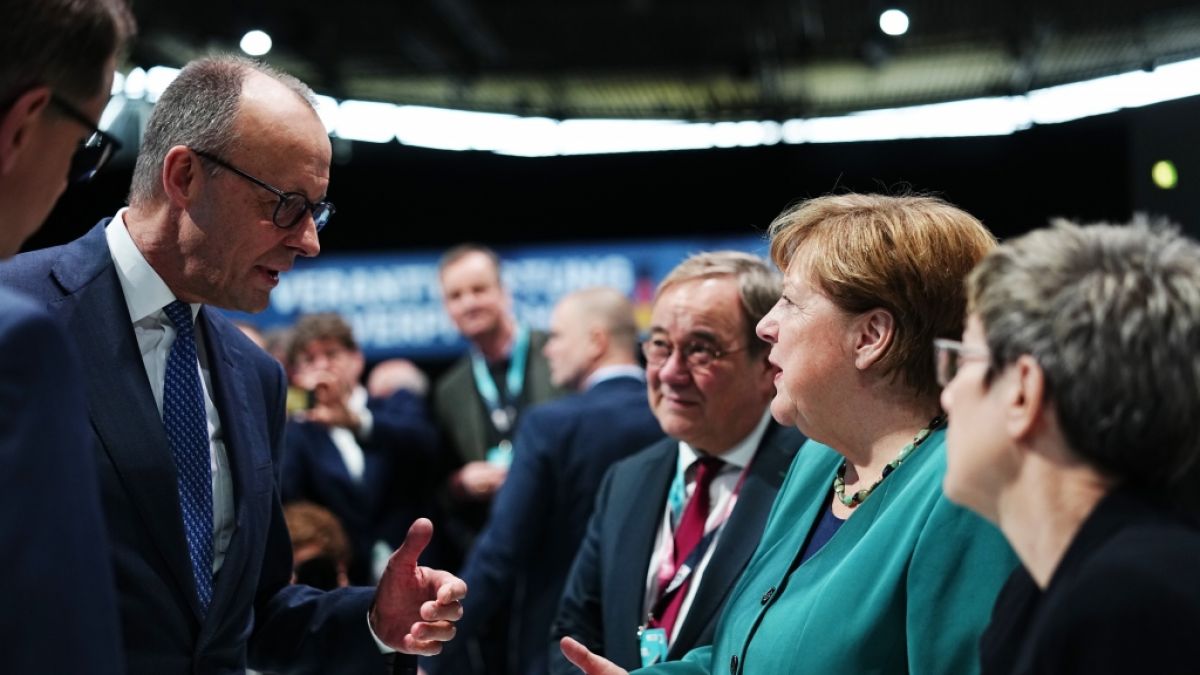 Angela Merkel:&nbsp;Ex-Kanzlerin demonstriert St&auml;rke &ndash; drei Botschaften an Friedrich Merz (Foto)