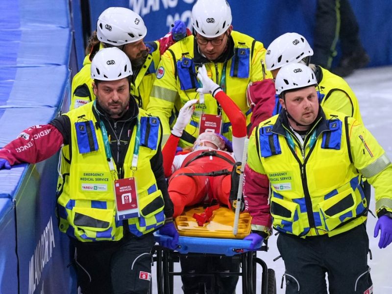 Blutiger Crash bei Olympia: Kamila Sellier blutüberströmt – Rennen endet im Drama