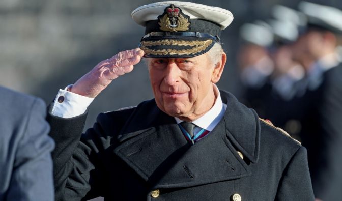 Wusste er von Andrews Machenschaften? Neue Enthüllungen setzen Monarch unter Druck König Charles