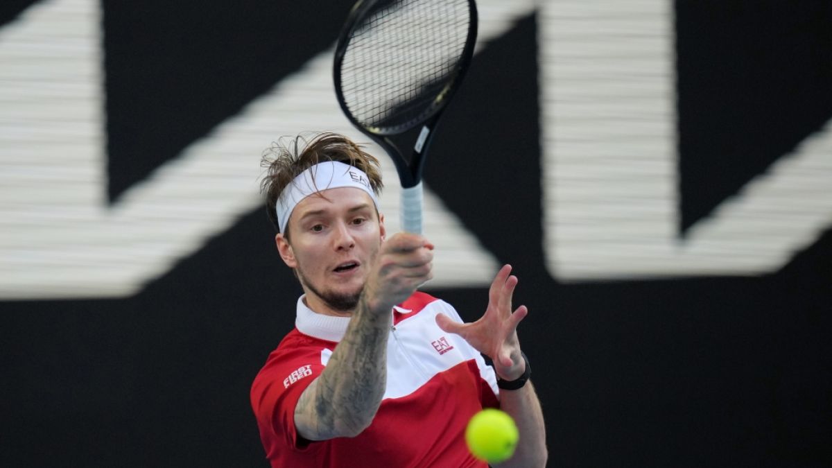 Alexander Bublik aus Kasachstan spielt einen Vorhand-Return, am 25.01.2026. (Symbolbild) (Foto)