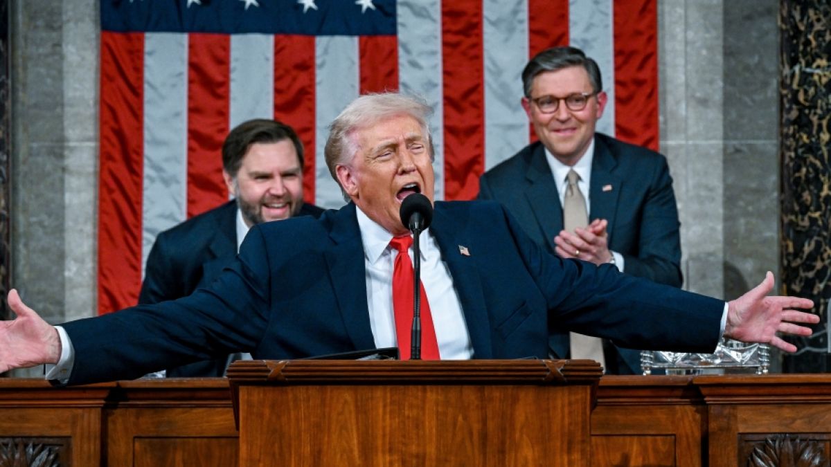 Donald Trump hat mit seiner Endlos-Rede zur Lage der Nation einen Rekord gebrochen - und eine massive Welle an Kritik losgetreten. (Foto)