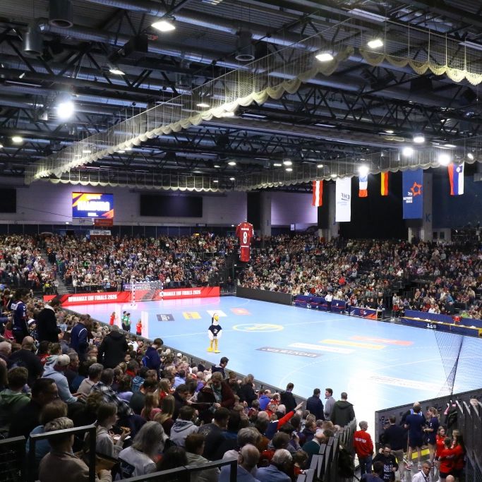 Fan stirbt in der Halle - tragischer Vorfall überschattet Flensburg-Sieg