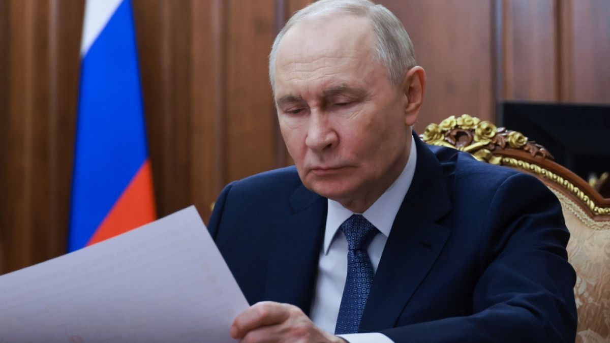 Schmach f&uuml;r Wladimir Putin: Bei einem n&auml;chtlichen Drohnenangriff wurde eine kriegswichtige Chemie-Fabrik des Kreml-Chefs zerst&ouml;rt. (Foto)