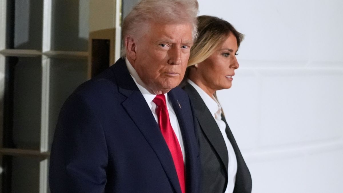 Donald Trump geriet im Wei&szlig;en Haus in Plauderlaune und offenbarte, was seine Ehefrau Melania so richtig auf die Palme bringt. (Foto)