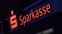Die Sparkasse Herford will nun die Gebühren für Girokonten erhöhen - bis zu 36 Euro mehr pro Jahr kostet das Kunden.