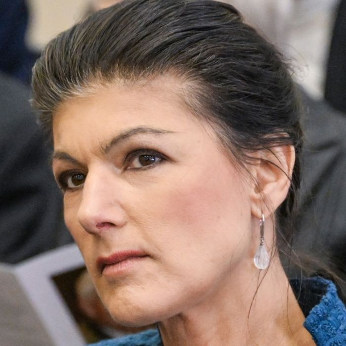 Sahra Wagenknecht: Frontalangriff auf Trump und Merz – völkerrechtswidriger Krieg im Zentrum