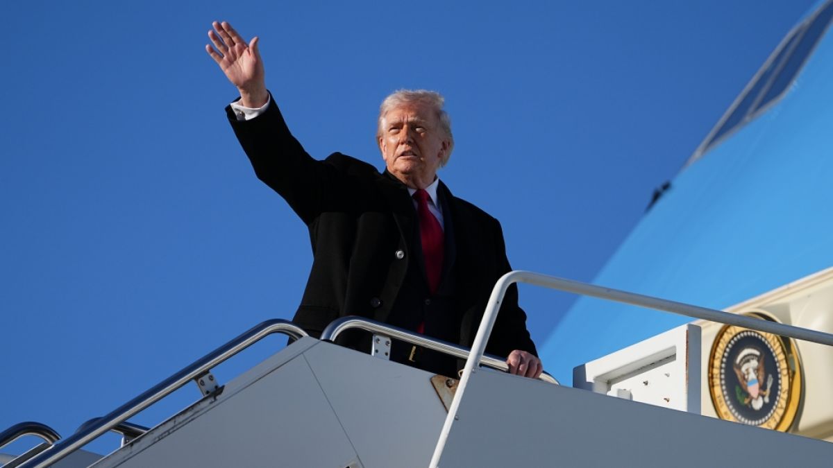 Donald Trump: Emmy-Auftritt von 2005 erlebt virales Comeback. (Foto)