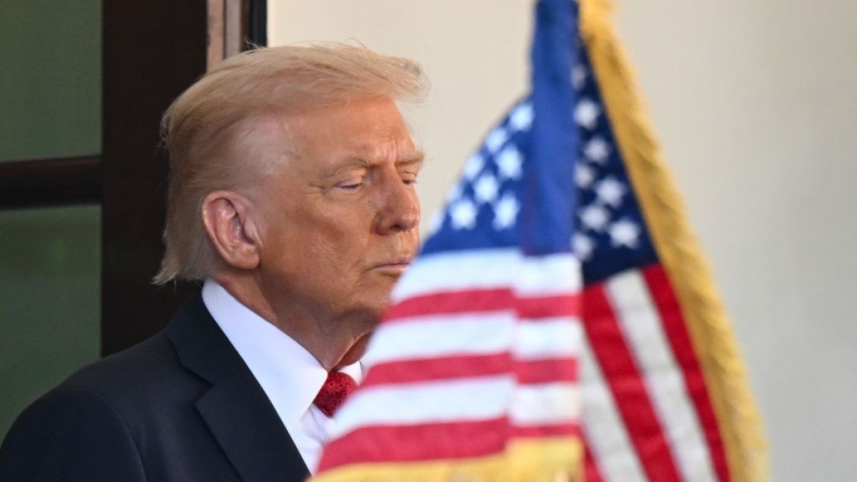 Donald Trump entging Aussagen seines Verteidigungsministers Pete Hegseth zufolge nur knapp einem iranischen Anschlag auf sein Leben. (Foto)