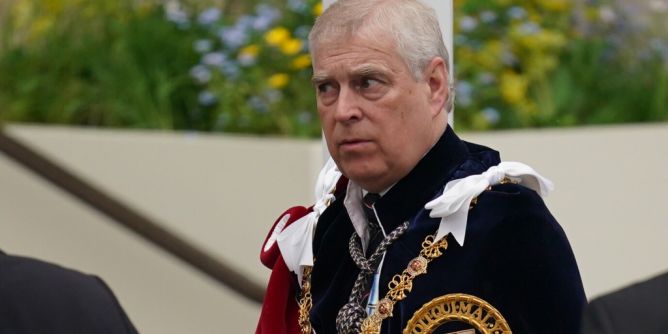 Ex-Prinz Andrew isoliert